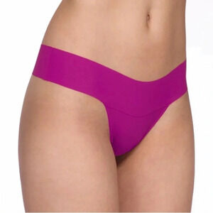 Hanky Panky Natural Rise Thong Panty Fuchsia Pink Women’s Size Small NWT